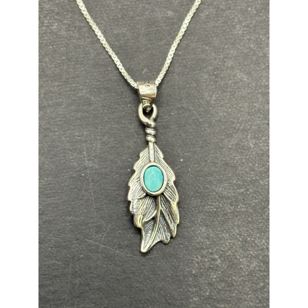 New Condition Sterling Silver Turquoise Leaf Pendant Necklace 925 H19